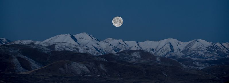moon over the mountain landscape 800